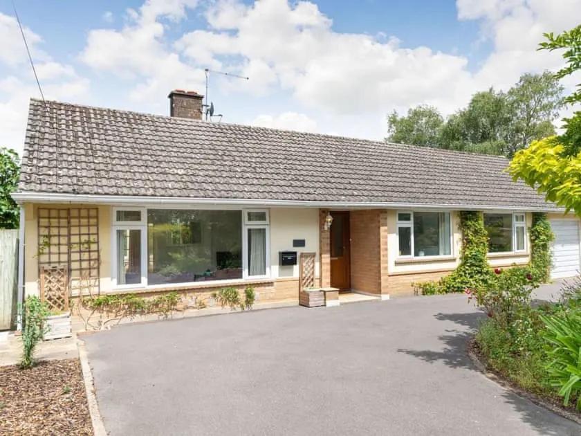 Lions Lodge: Great Location With Hot Tub Ringwood Exterior foto
